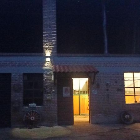 Felix House Bed & Breakfast Codevilla ภายนอก รูปภาพ
