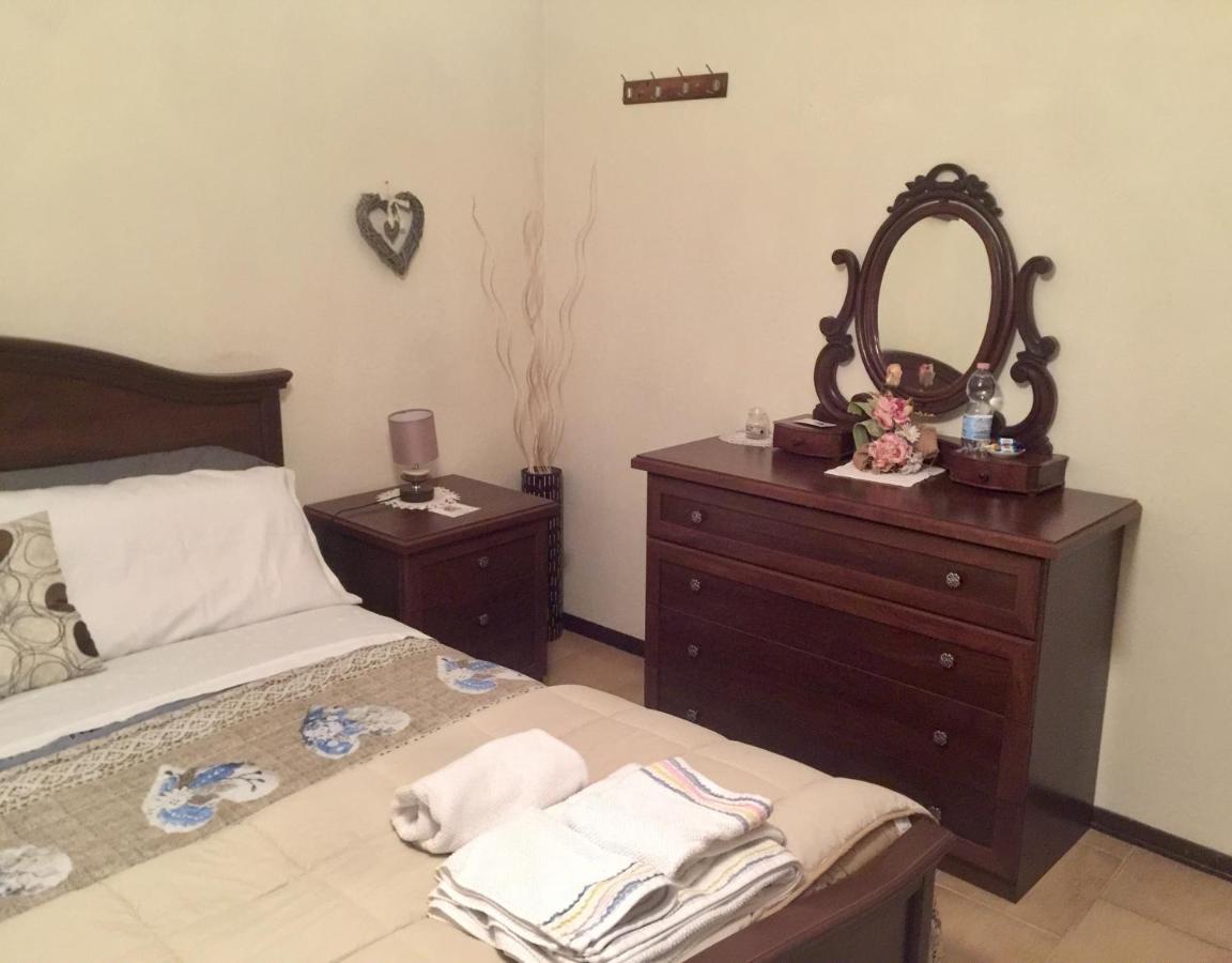 Felix House Bed & Breakfast Codevilla ภายนอก รูปภาพ