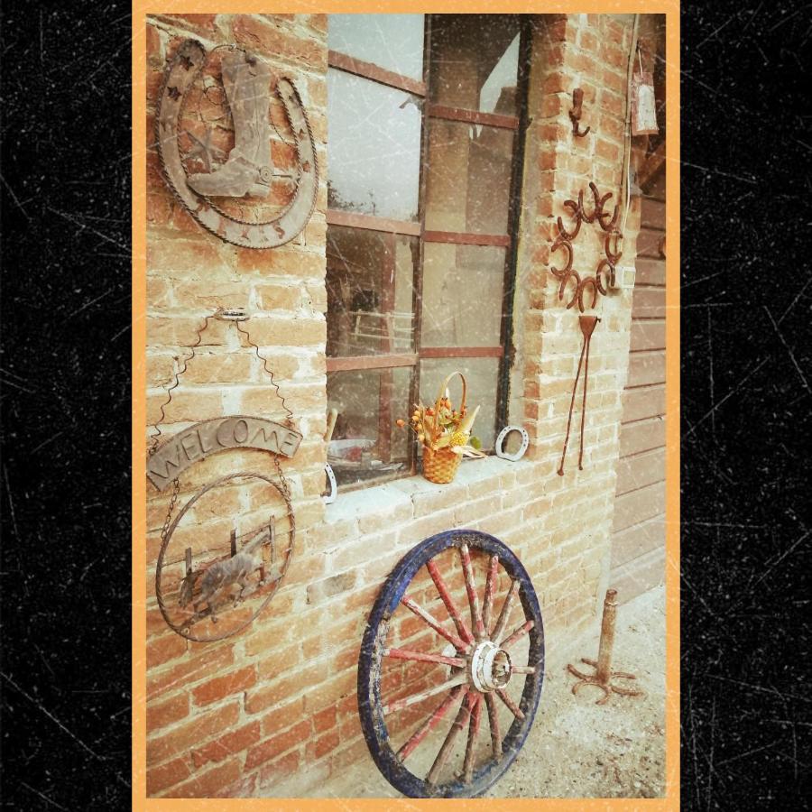 Felix House Bed & Breakfast Codevilla ภายนอก รูปภาพ