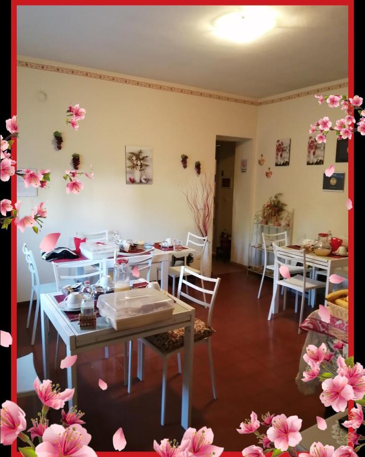 Felix House Bed & Breakfast Codevilla ภายนอก รูปภาพ