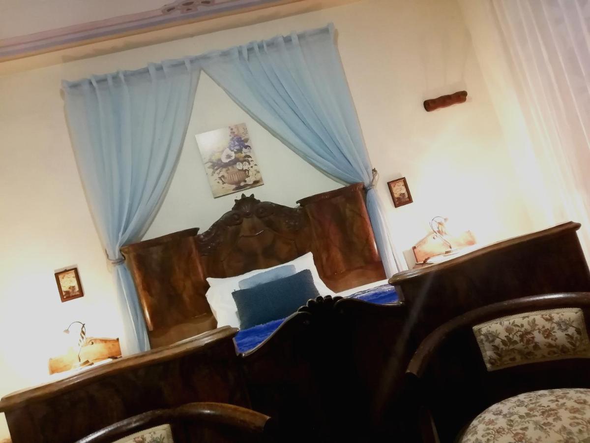 Felix House Bed & Breakfast Codevilla ภายนอก รูปภาพ