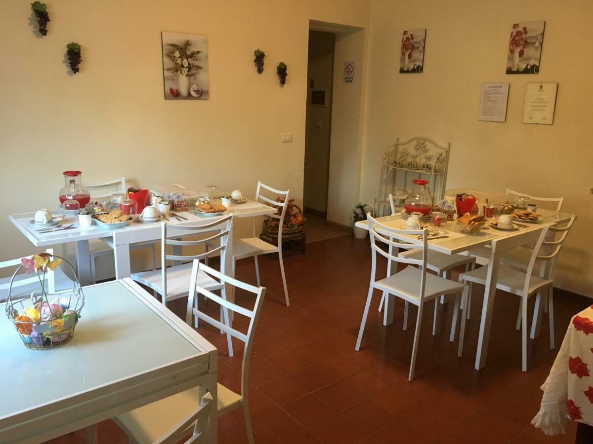 Felix House Bed & Breakfast Codevilla ภายนอก รูปภาพ